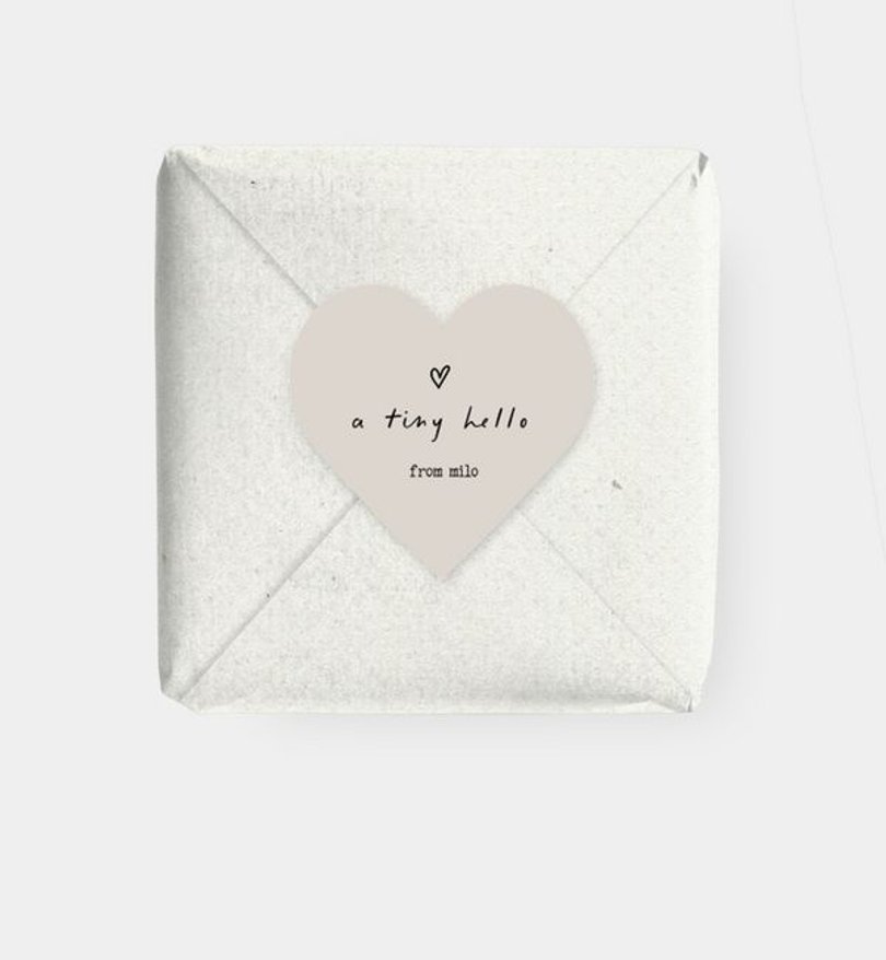 Geschenkaufkleber Geburt all we need