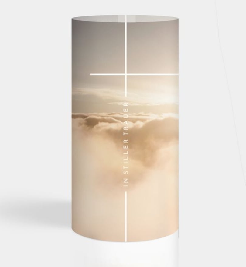 Windlichtkarte Trauer Sanfter Ausblick · Wolken